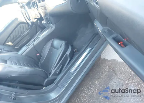 2010 Ford Mustang V6/V6 Premium from USA, damaged, VIN 1ZVBP8EN9A5146079